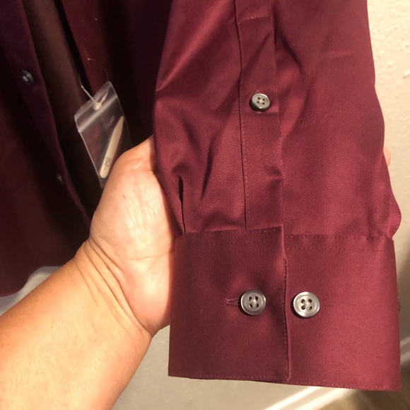 Calvin Klein /Men’s WEAR HOUSE Dress Shirt N.W.T. - Picture 6 of 10